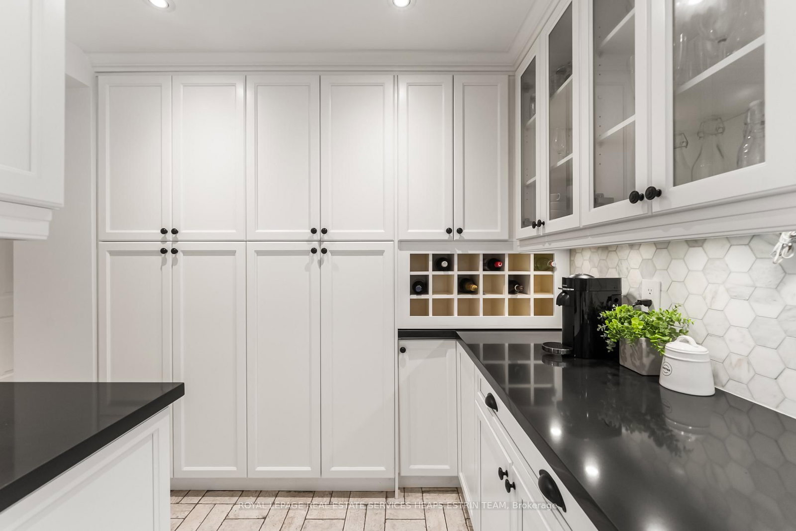 17 Noel Ave, Toronto — 17