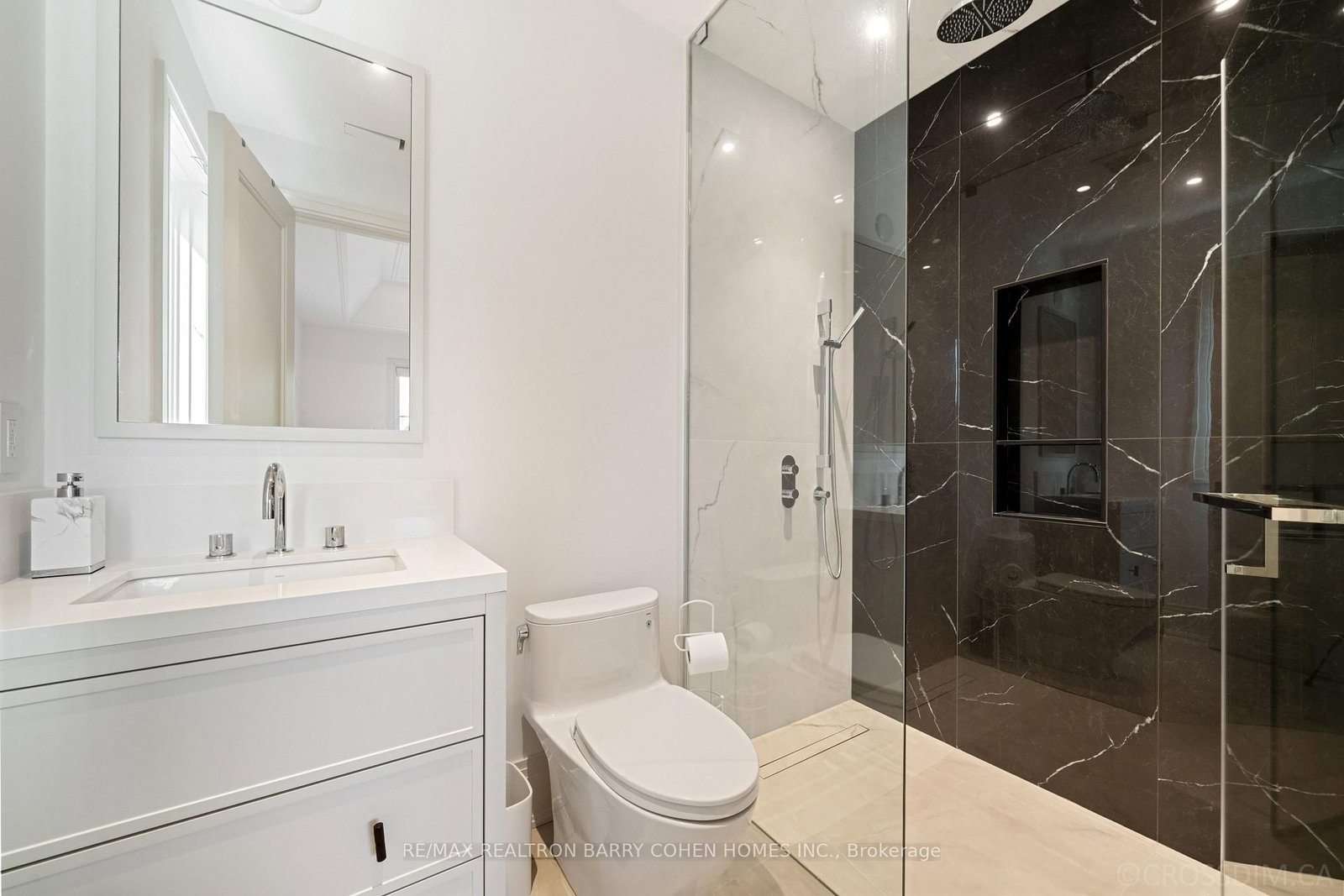 50 Daneswood Rd, Toronto — 22