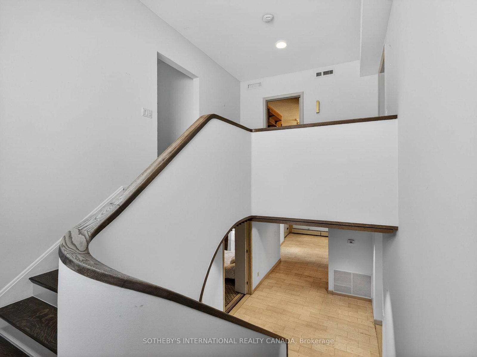 39 Burton Rd, Toronto — 10