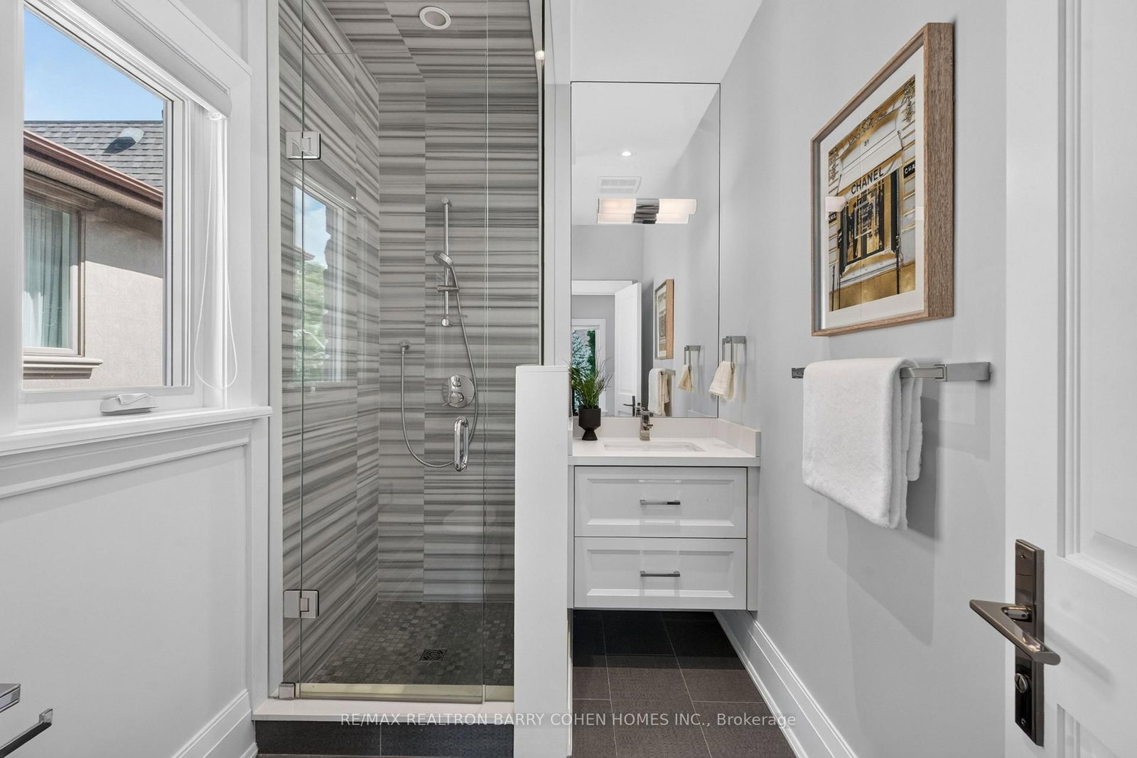 33 Munro Blvd, Toronto — 34