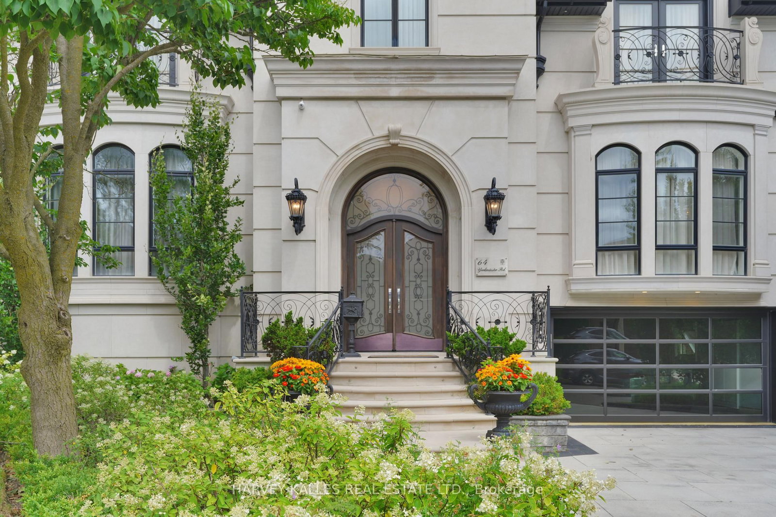 64 Yorkminster Rd, Toronto — 2
