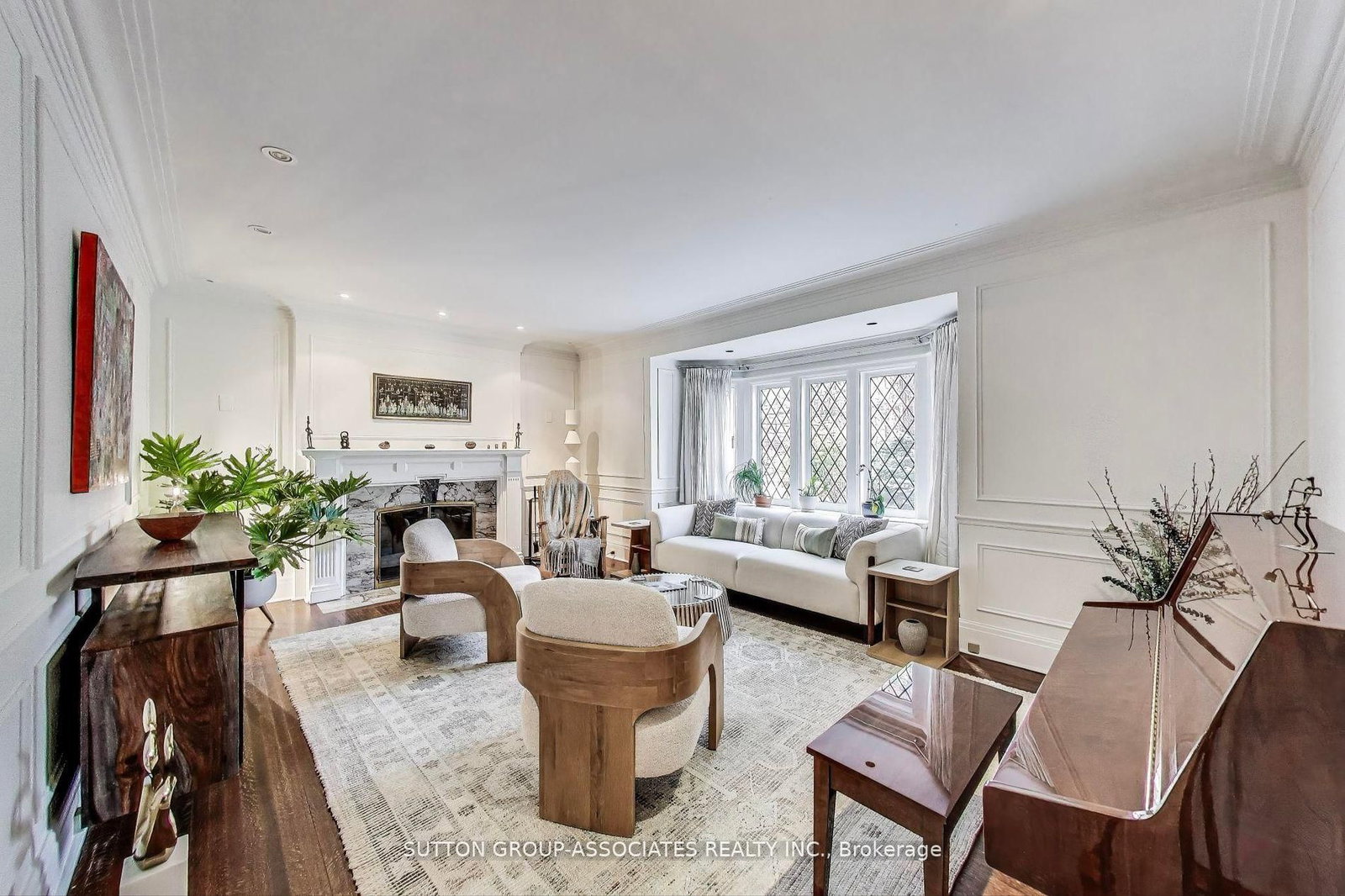 202 Forest Hill Rd, Toronto — 3
