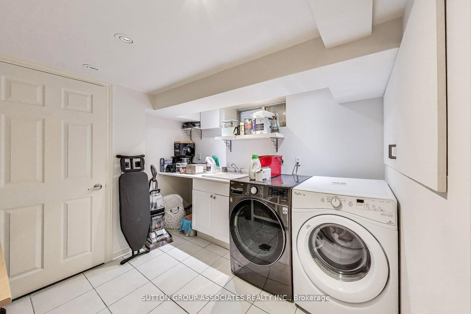 202 Forest Hill Rd, Toronto — 33