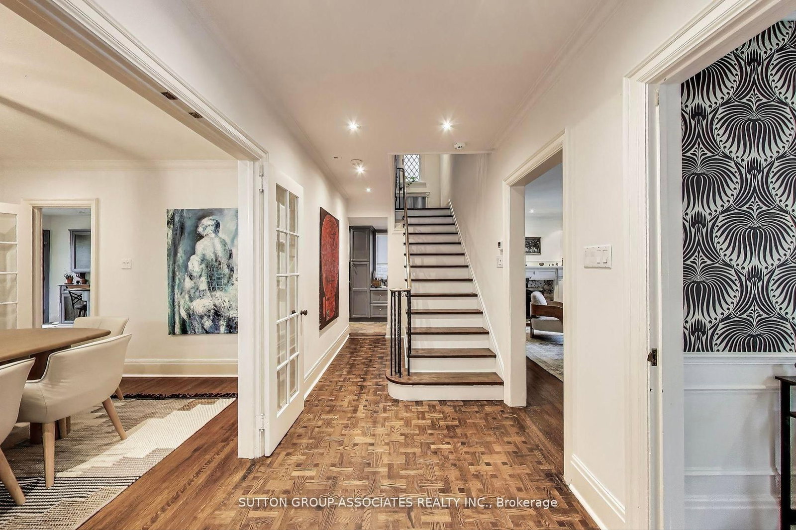 202 Forest Hill Rd, Toronto — 5