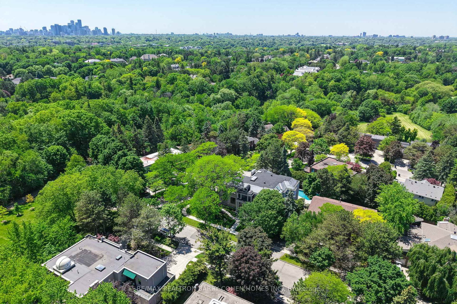 27 Penwood Cres, Toronto — 28