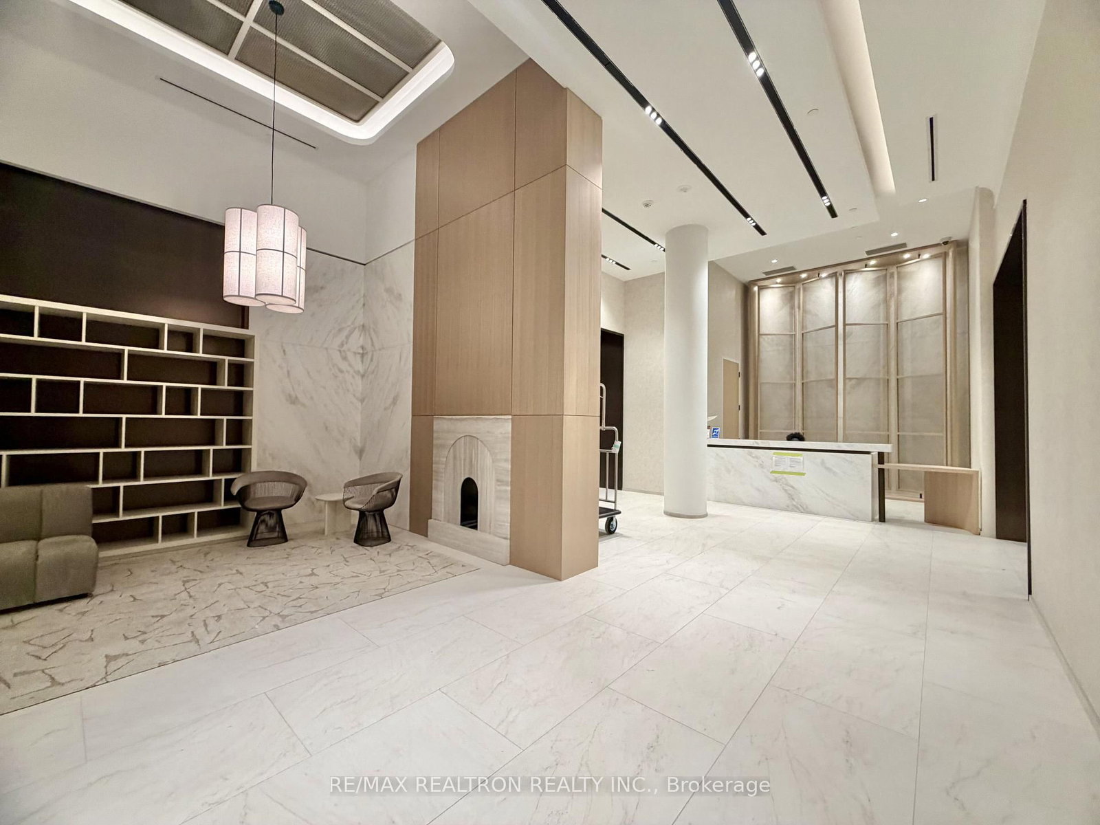 216-10 Oak St, Toronto — 13