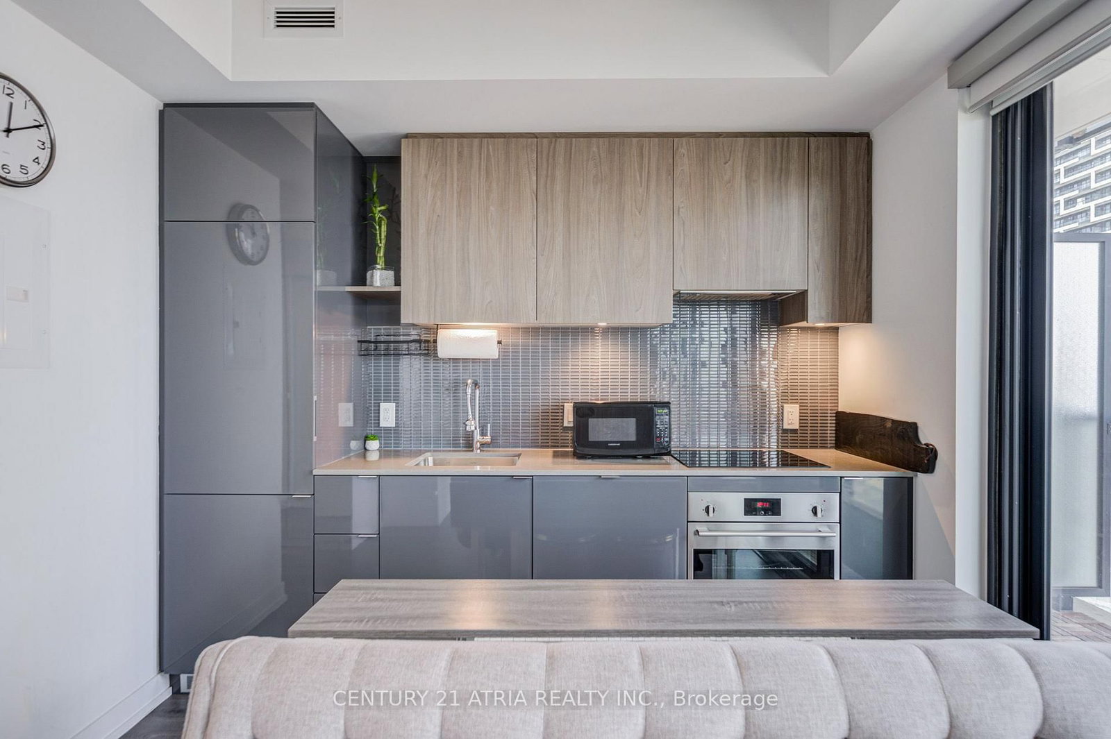 1804-161 Roehampton Ave, Toronto — 11