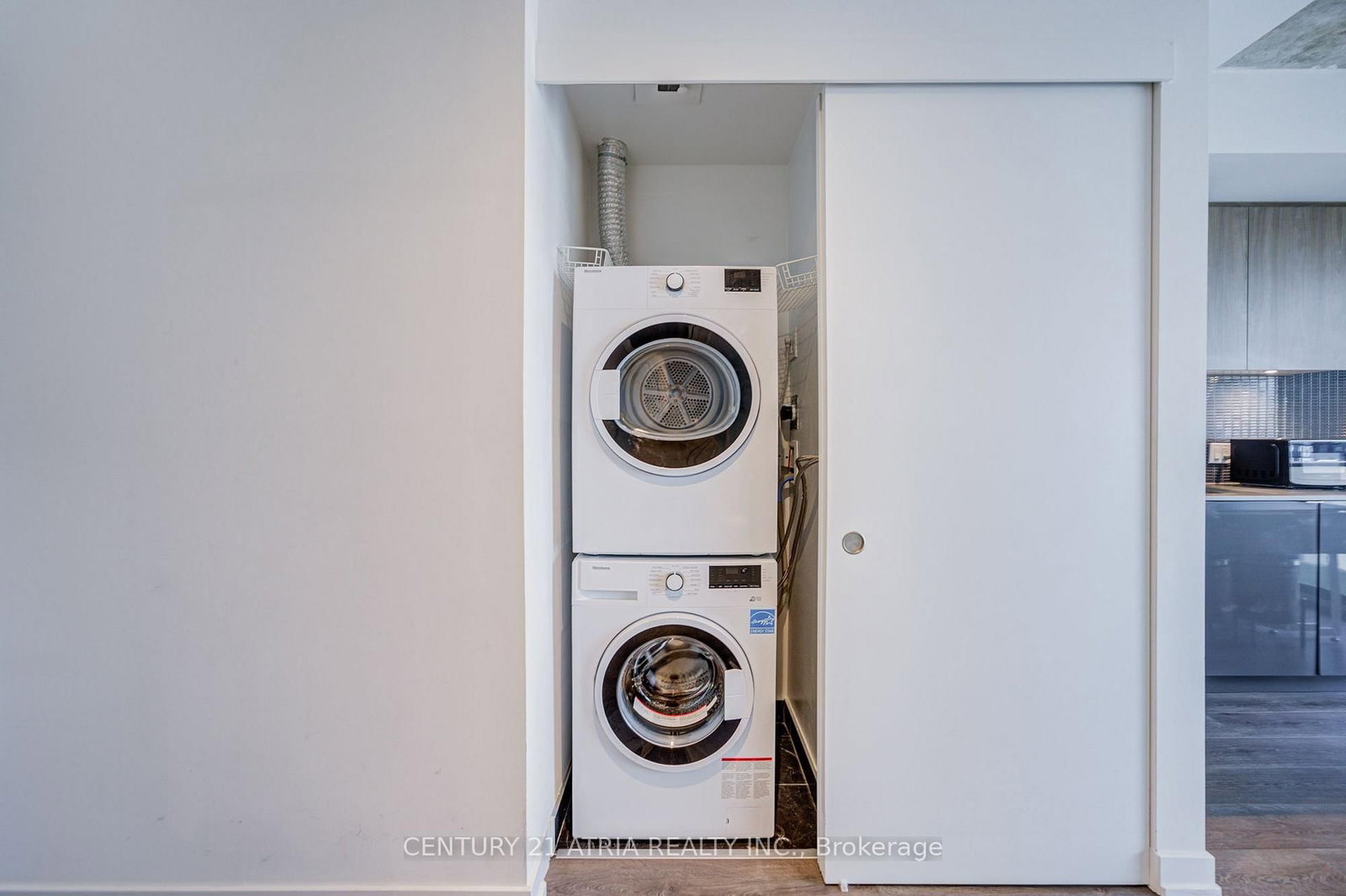 1804-161 Roehampton Ave, Toronto — 16