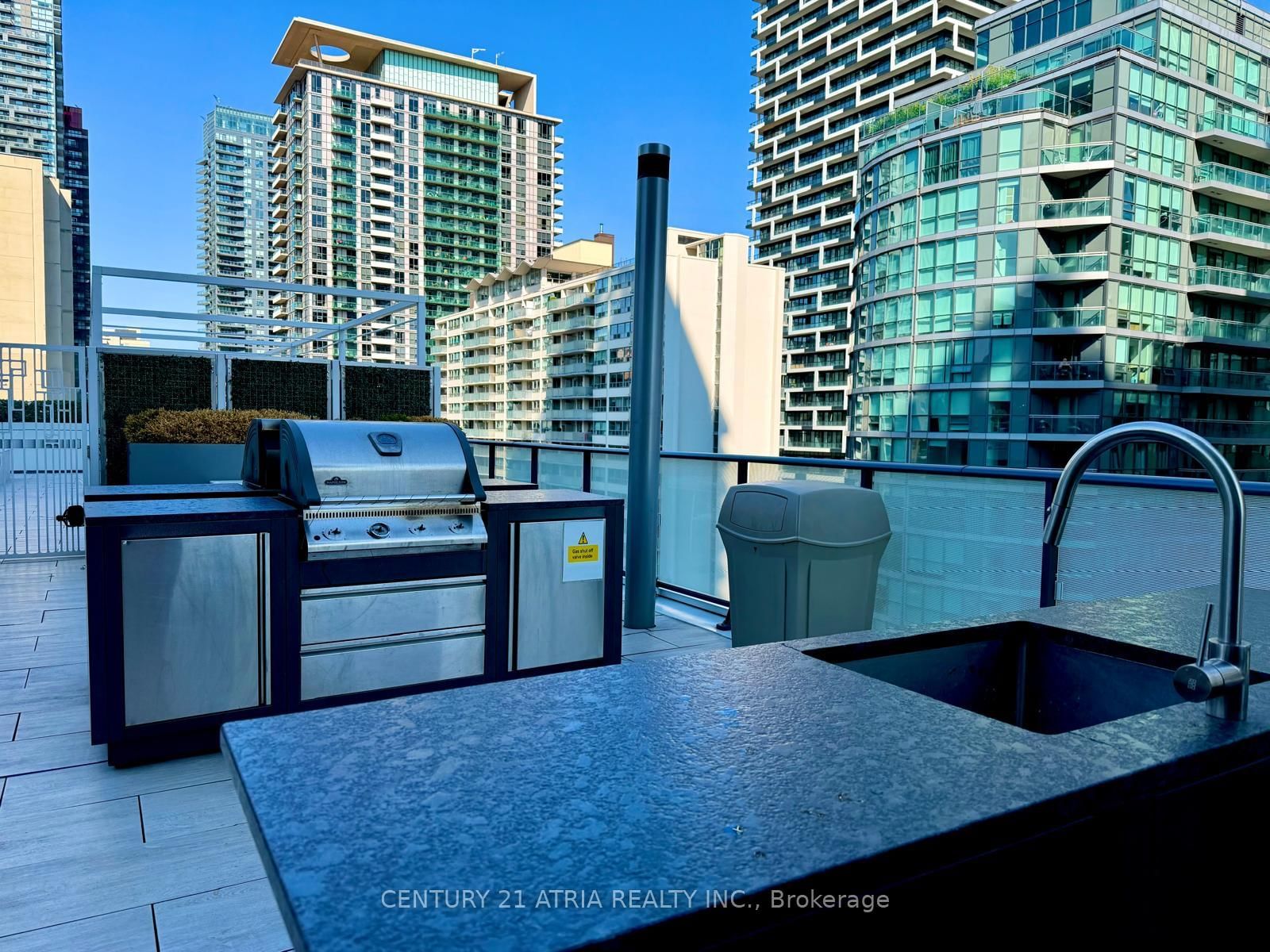 1804-161 Roehampton Ave, Toronto — 29