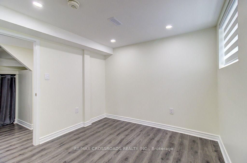 55 Gondola Cres, Toronto — 13