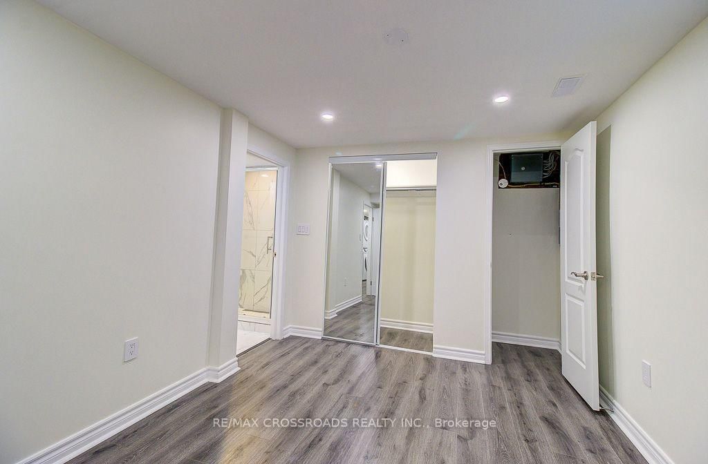 55 Gondola Cres, Toronto — 7