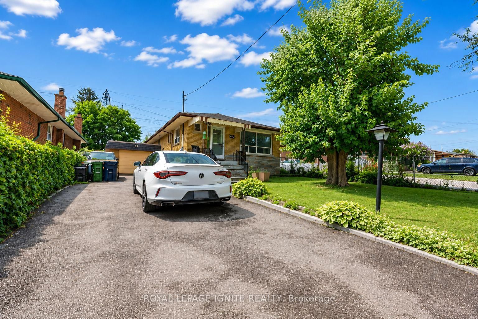 Bsmt-61 Jarwick Dr, Toronto — 2