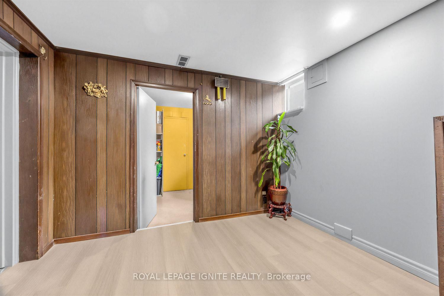 Bsmt-61 Jarwick Dr, Toronto — 25