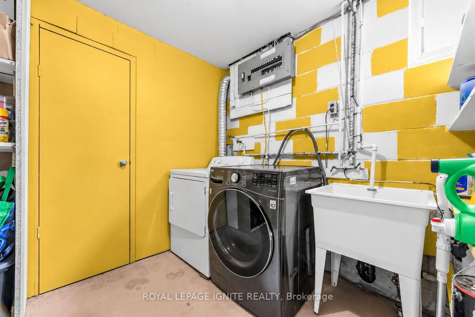 Bsmt-61 Jarwick Dr, Toronto — 26