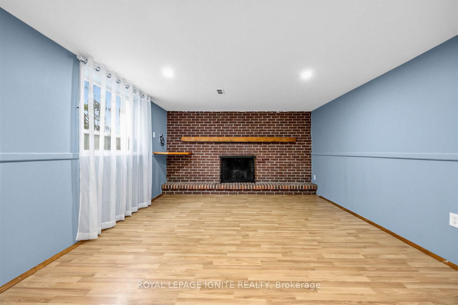 Bsmt-61 Jarwick Dr, Toronto — 9