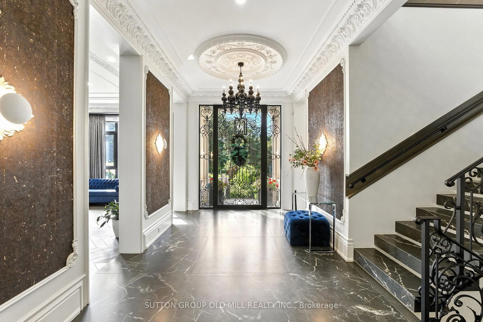 10 Hillavon Dr, Toronto — 4