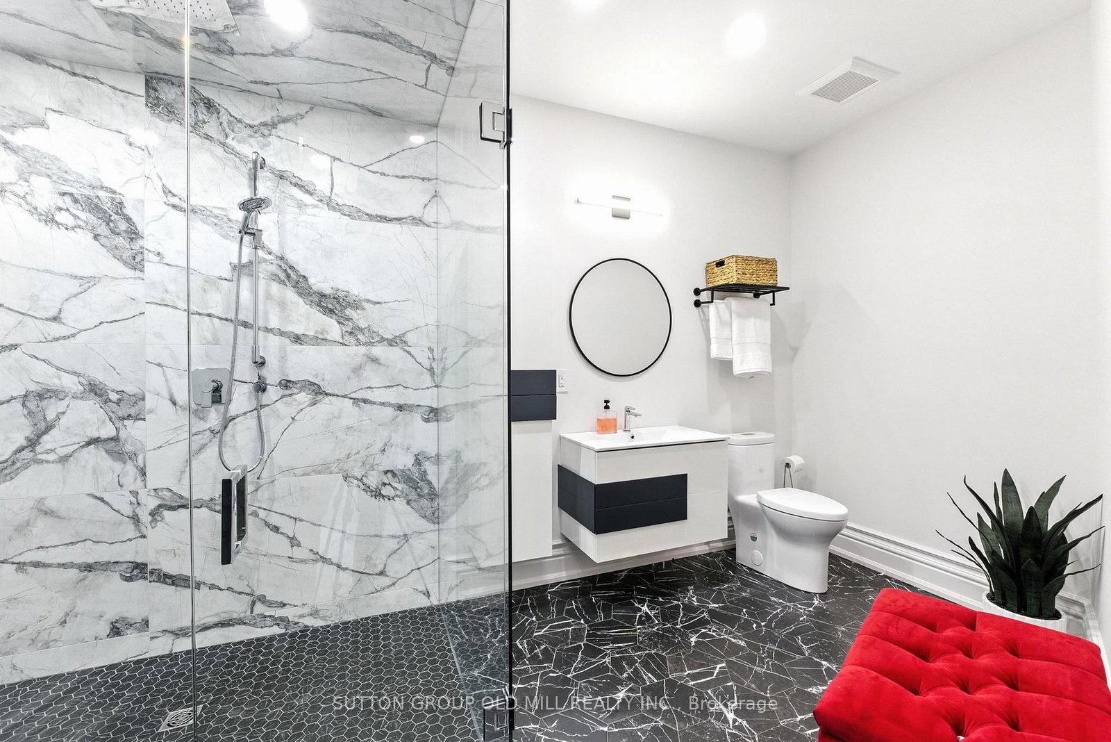 10 Hillavon Dr, Toronto — 44