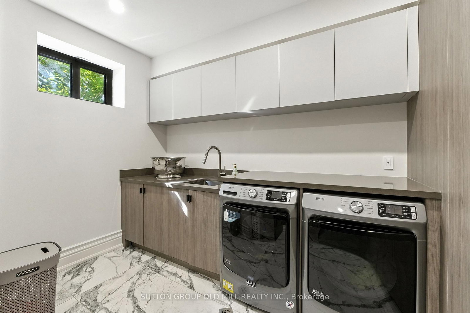 10 Hillavon Dr, Toronto — 45
