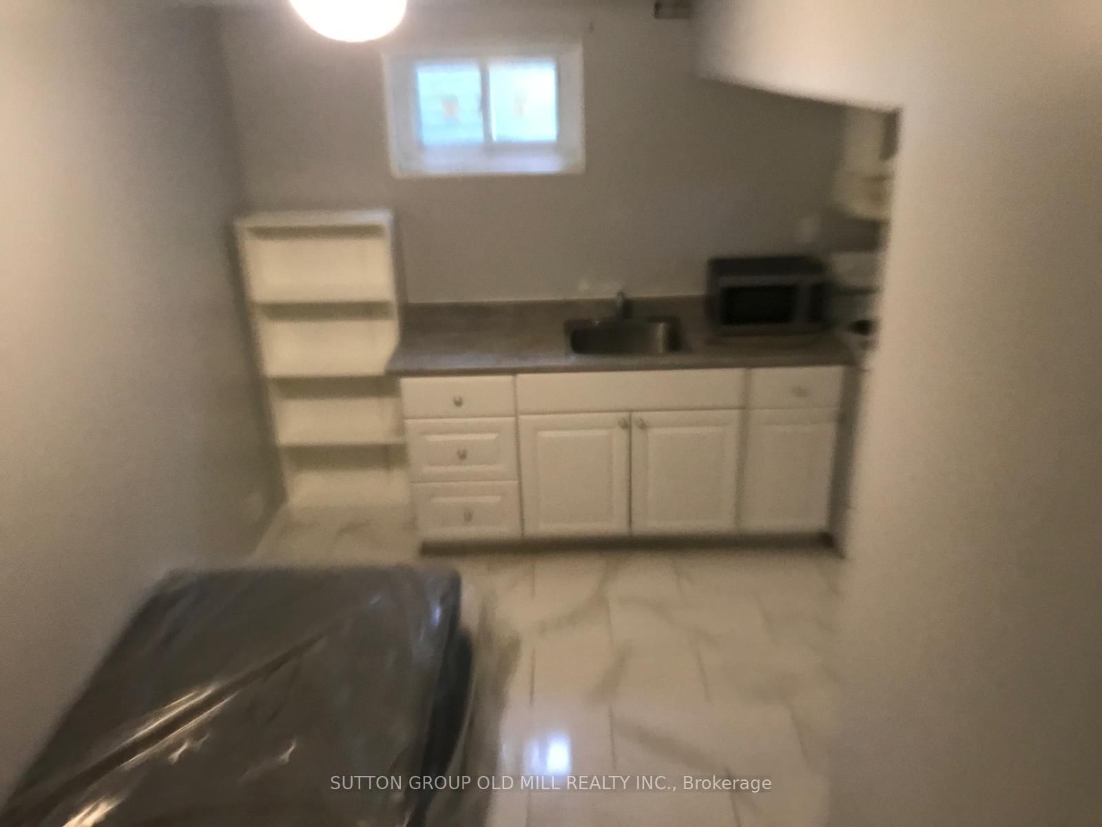 64-1563 Albion Rd, Toronto — 2