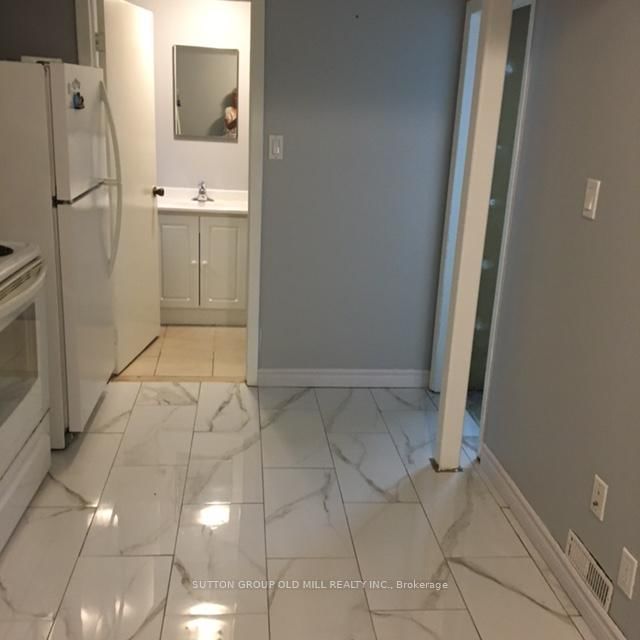 64-1563 Albion Rd, Toronto — 4